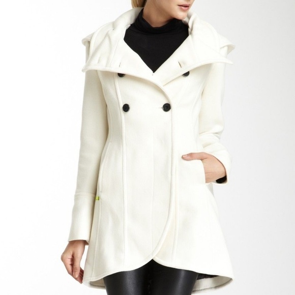 Beautiful Tulip Front Cream Color Hooded Pea Coat - Picture 2 of 8